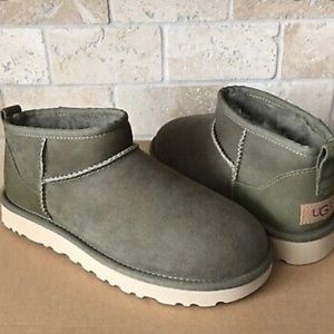 Women Classic Ultra Mini